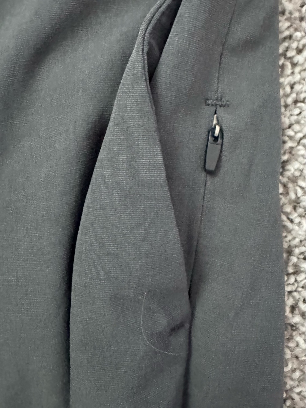 Vuori Men's Meta Shorts 8” - Picture 7 of 7